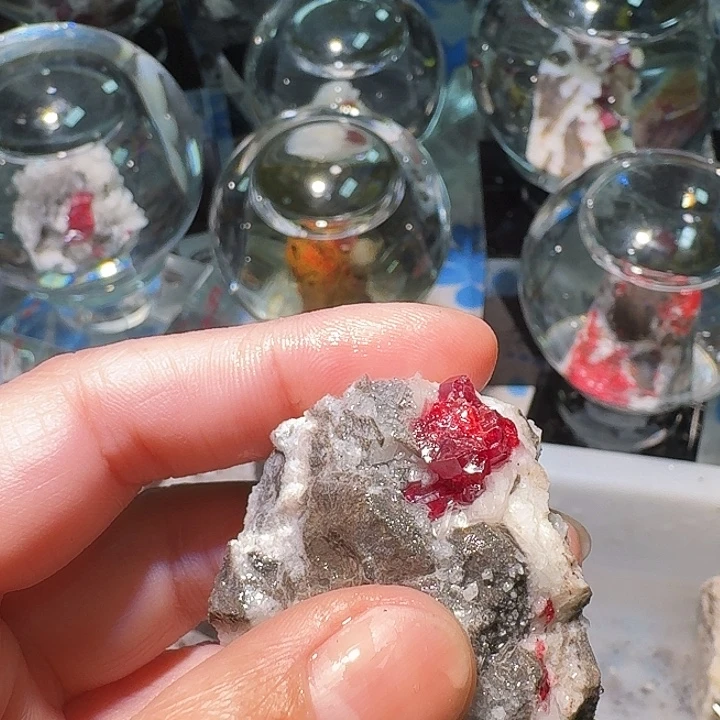 未***。天然辰砂天然朱砂原矿石