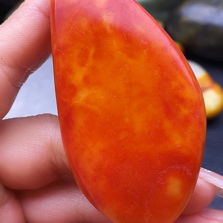 和田玉未镶嵌车挂