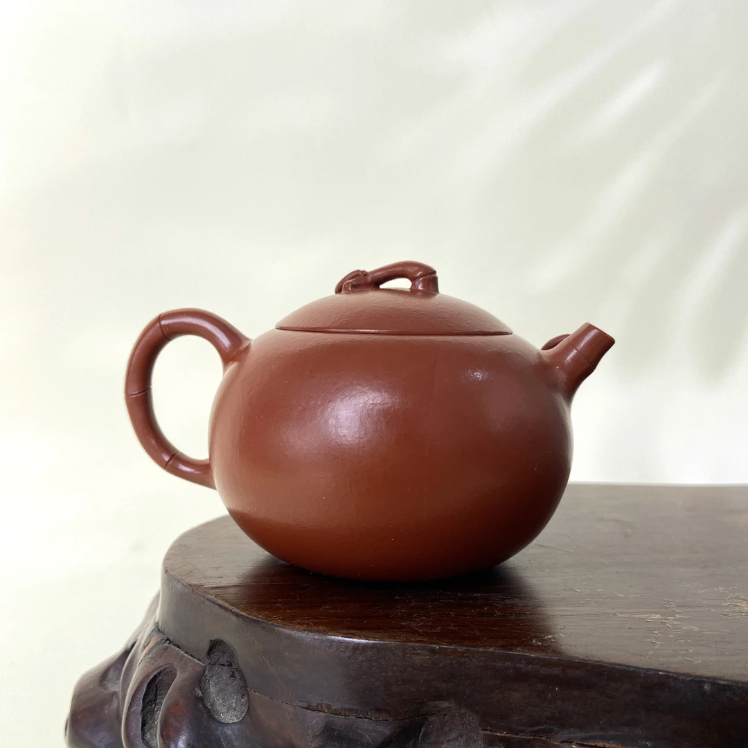 宜兴手工紫砂陶 （陈春芬）130cc茶壶GS4212-14