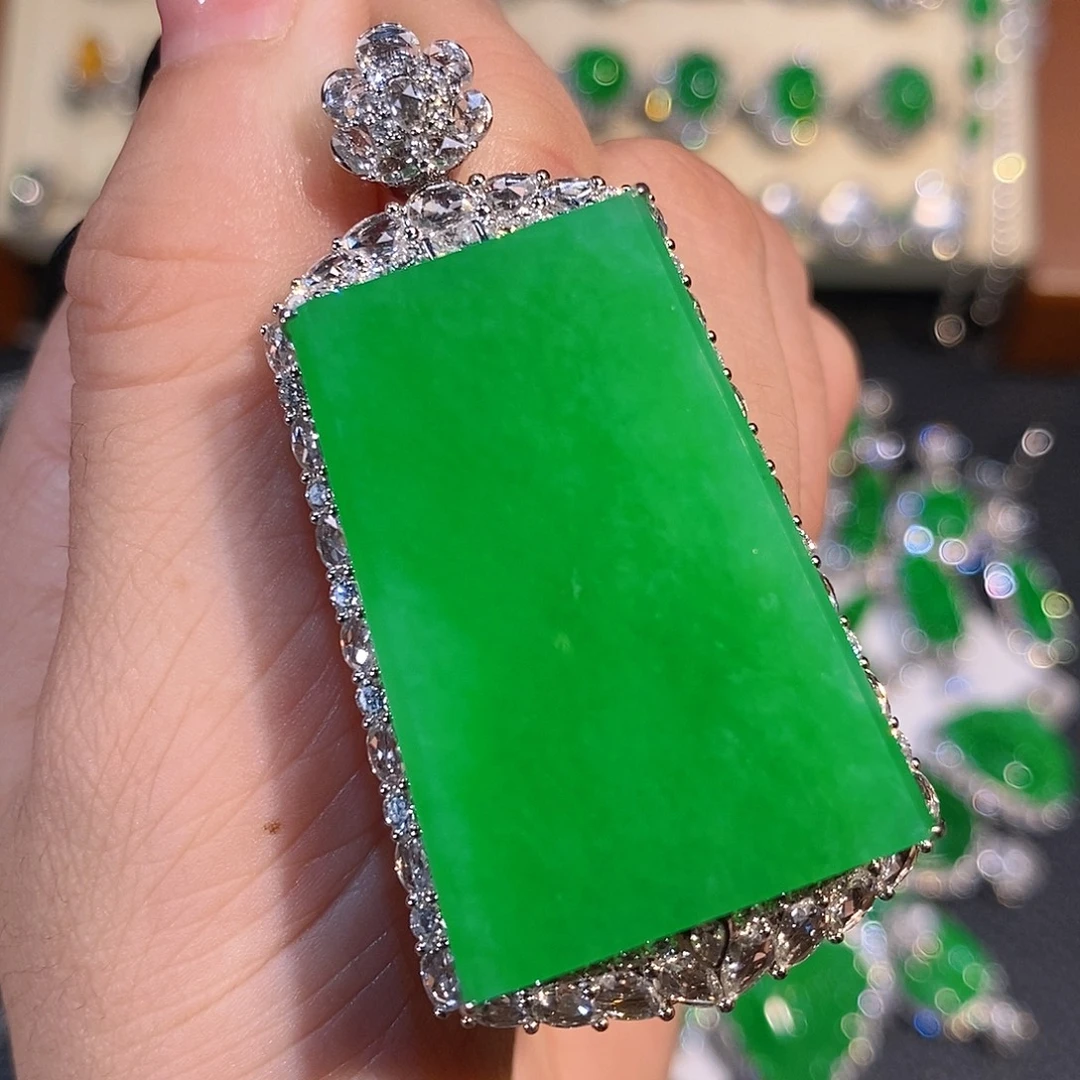 翡翠18K金镶嵌吊坠(不含链)