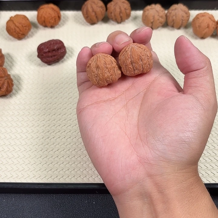 吊坠文玩核桃四喜方尊