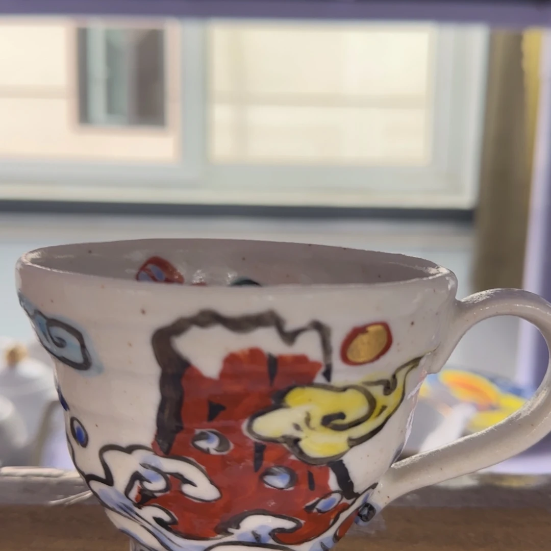 咖啡杯里的咖啡是