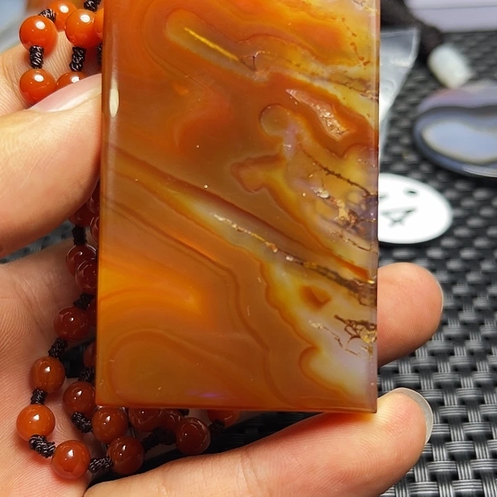 玛瑙/玉髓颈饰未镶嵌