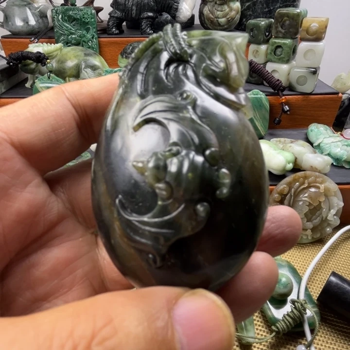 独山玉未镶嵌珠宝半成品