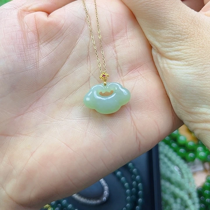 和田玉银S925镶嵌颈饰