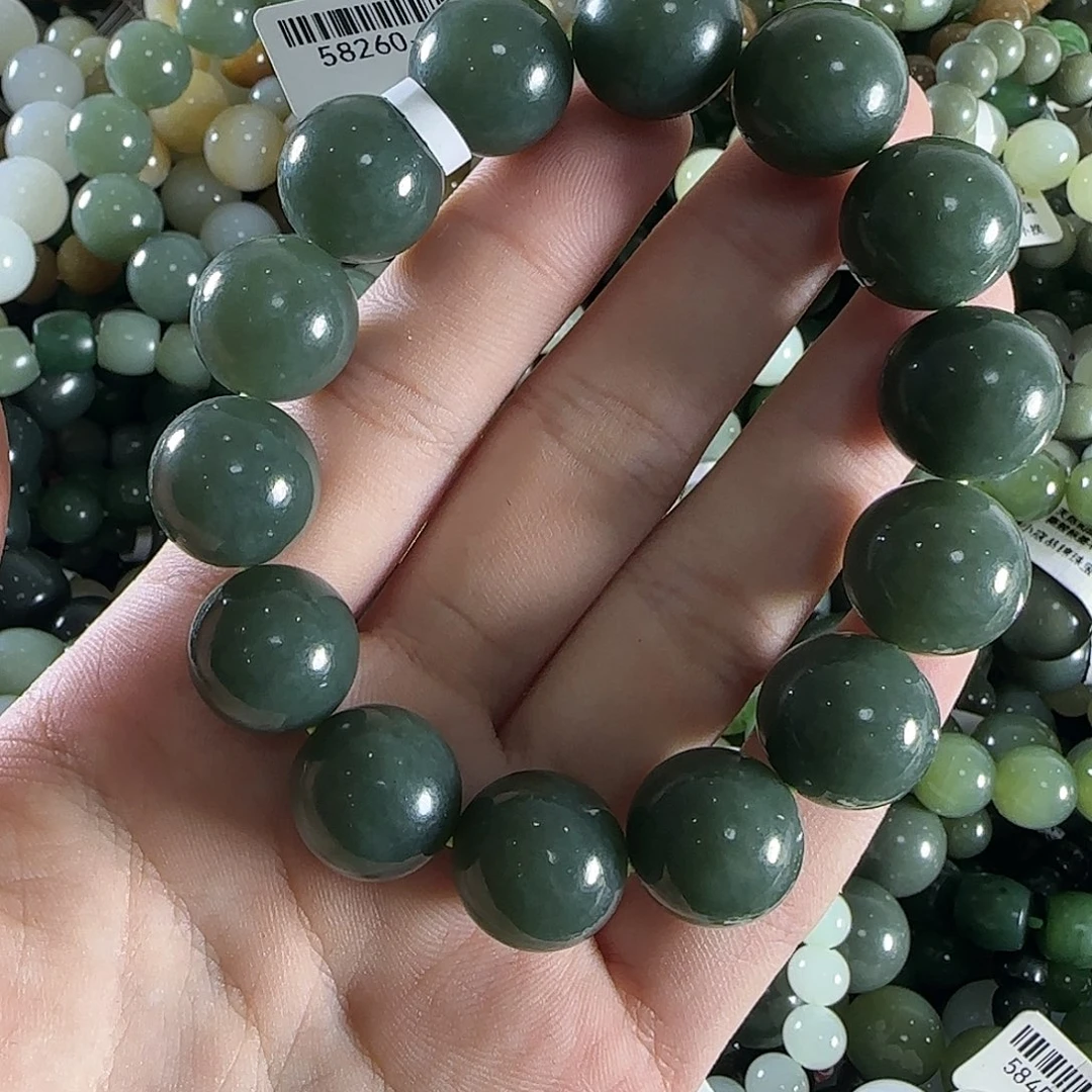 和田玉手链未镶嵌256