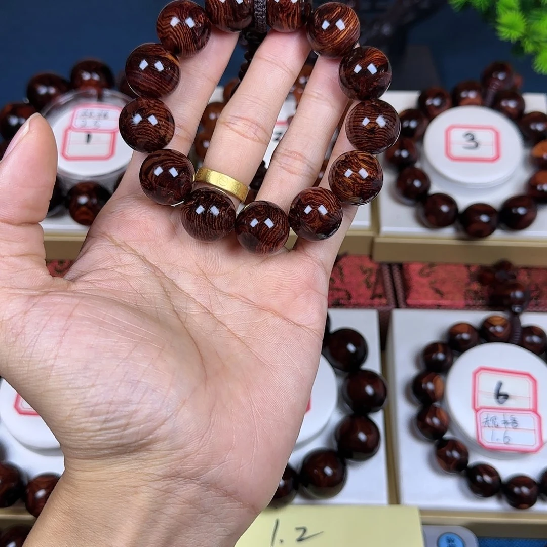 ****人花梨木类黄花梨1.8