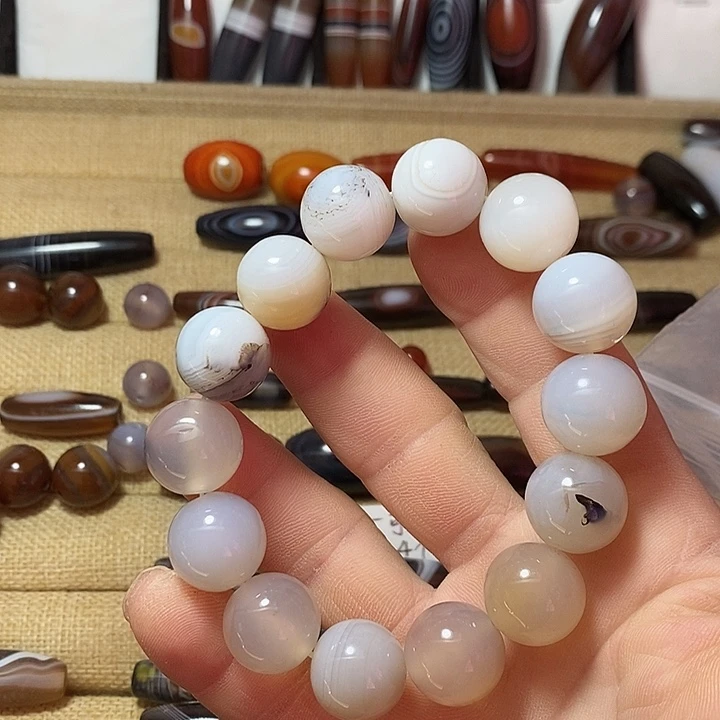 玛瑙/玉髓合金颈饰