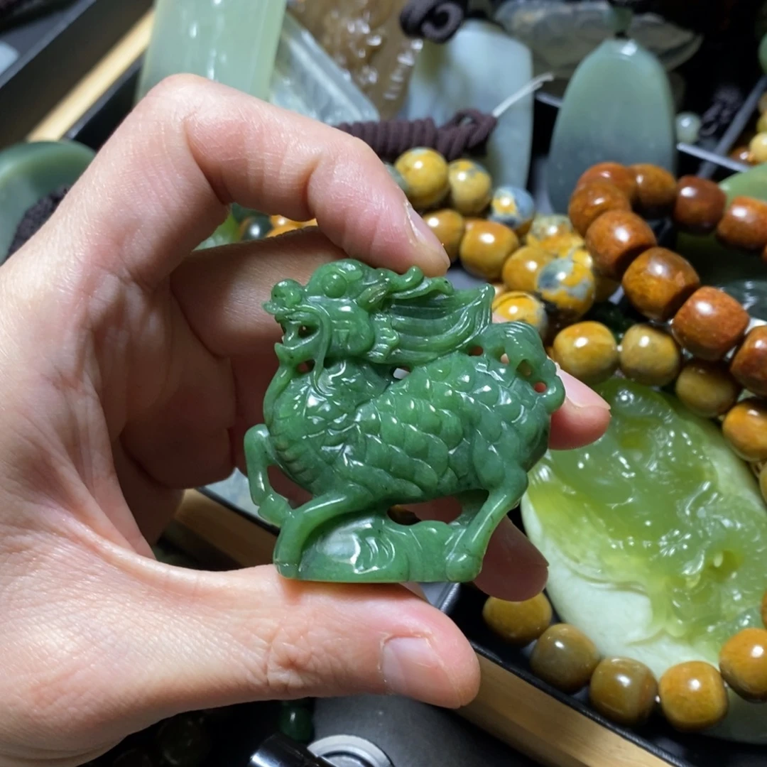 和田玉（碧玉）未镶嵌颈饰