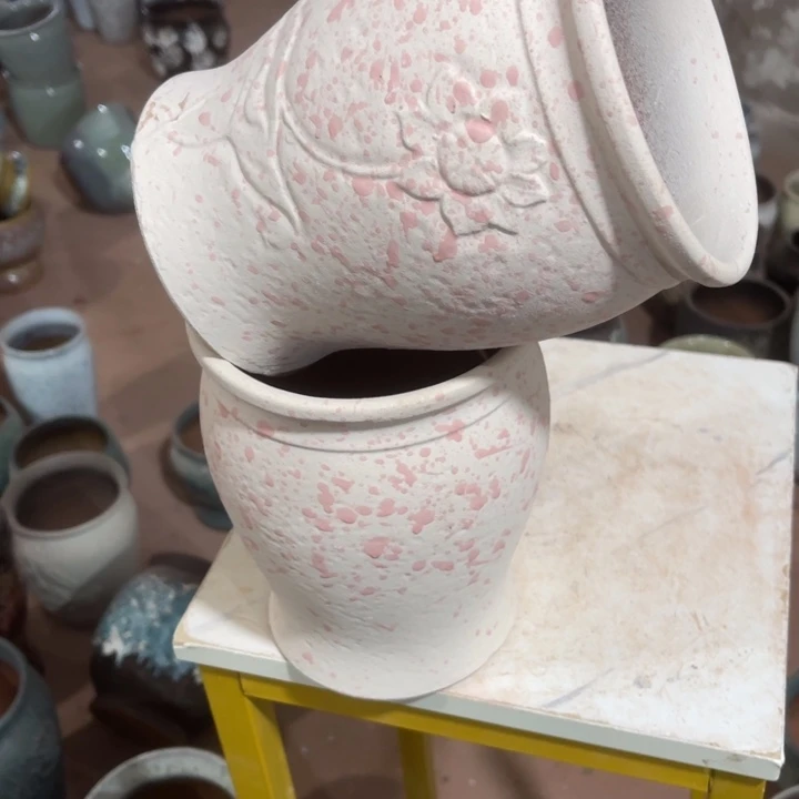 紫砂花盆口径15高度18两只正品