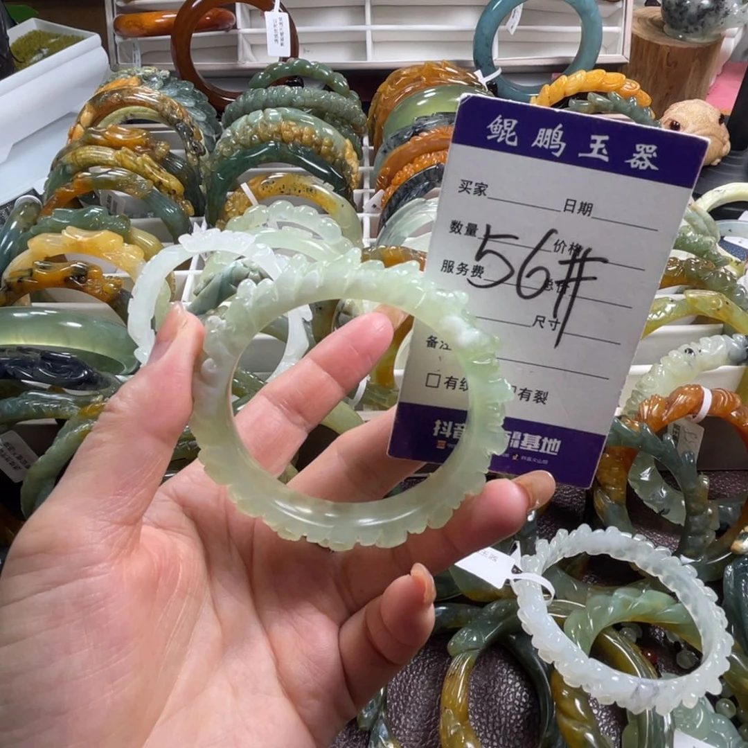 未镶嵌蛇纹石玉手镯