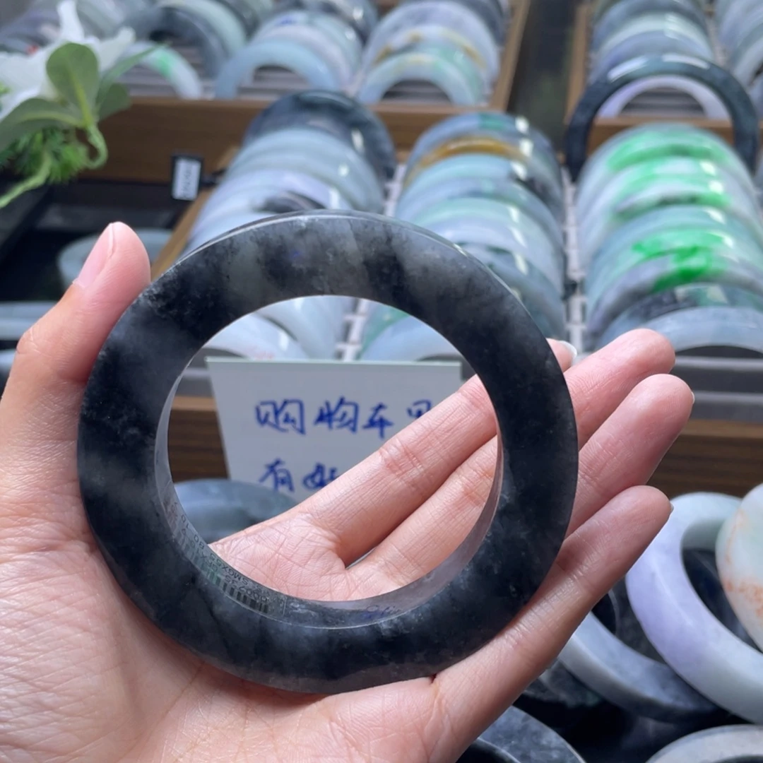 土***大定制翡翠未镶嵌特价翡翠手镯定制