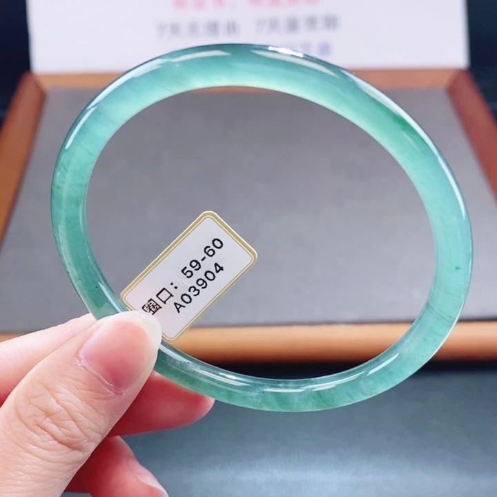 翡翠未镶嵌手镯翡翠手镯31