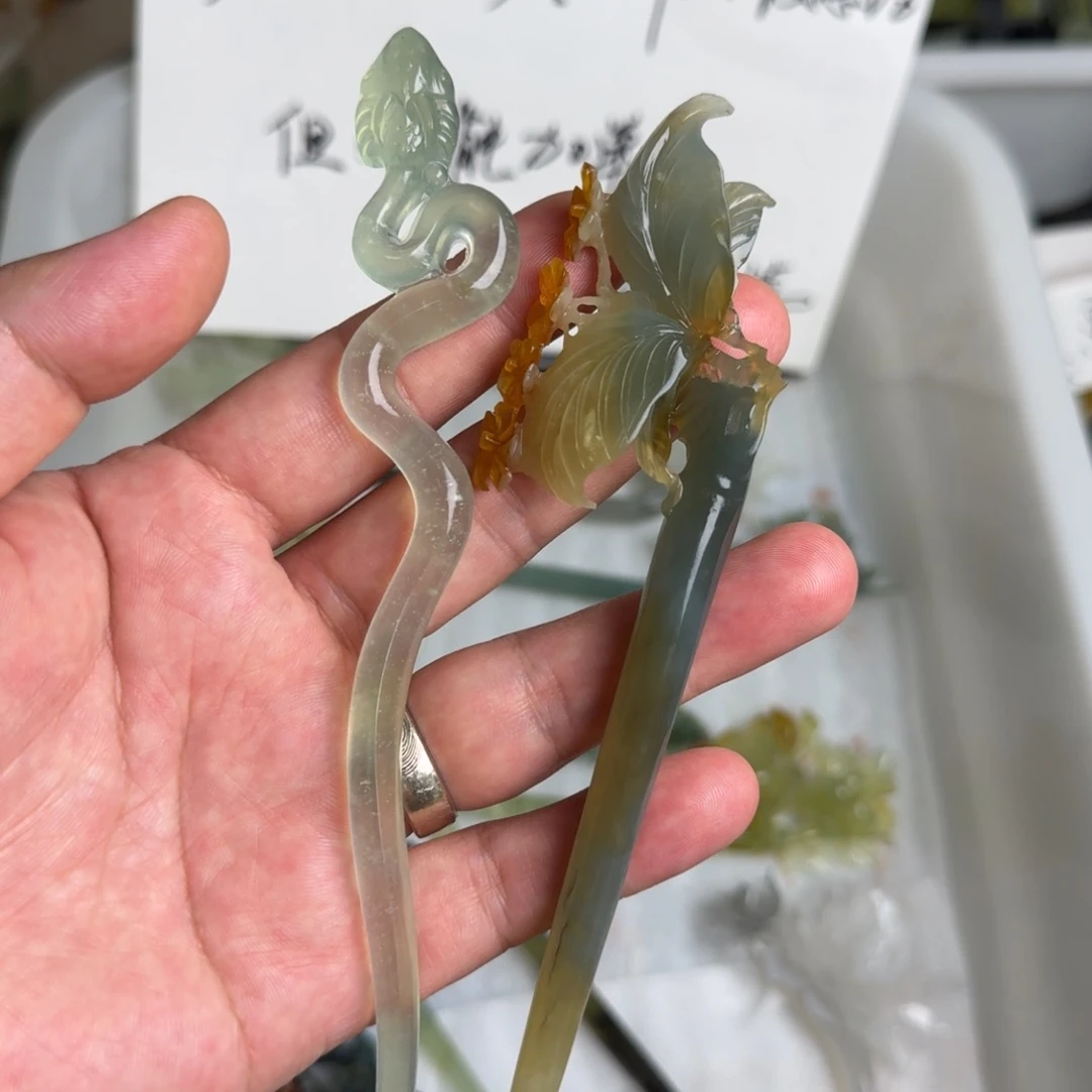 跟***贴未镶嵌蛇纹石玉发饰