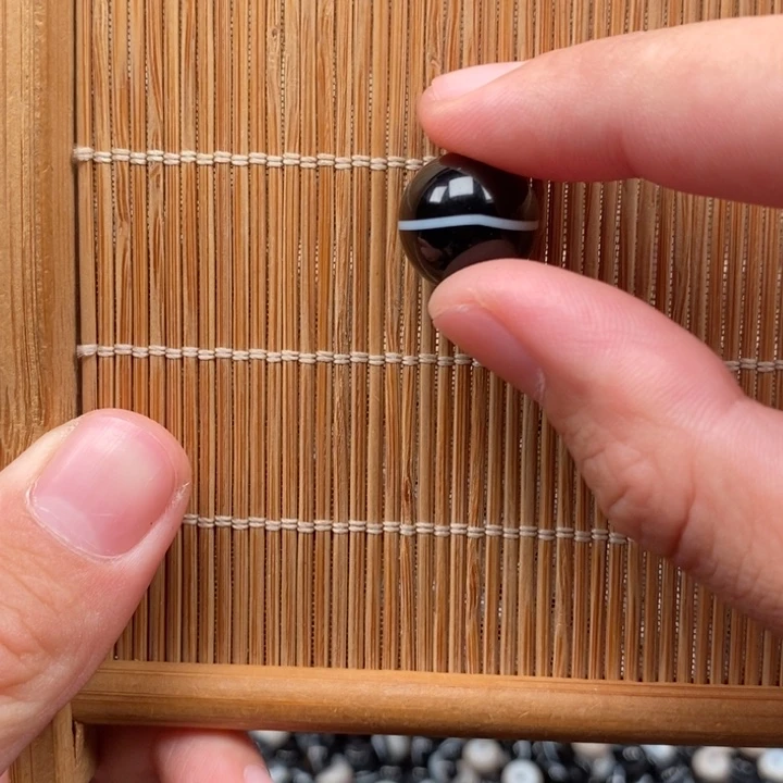 绕***杨未镶嵌手链玛瑙/玉髓