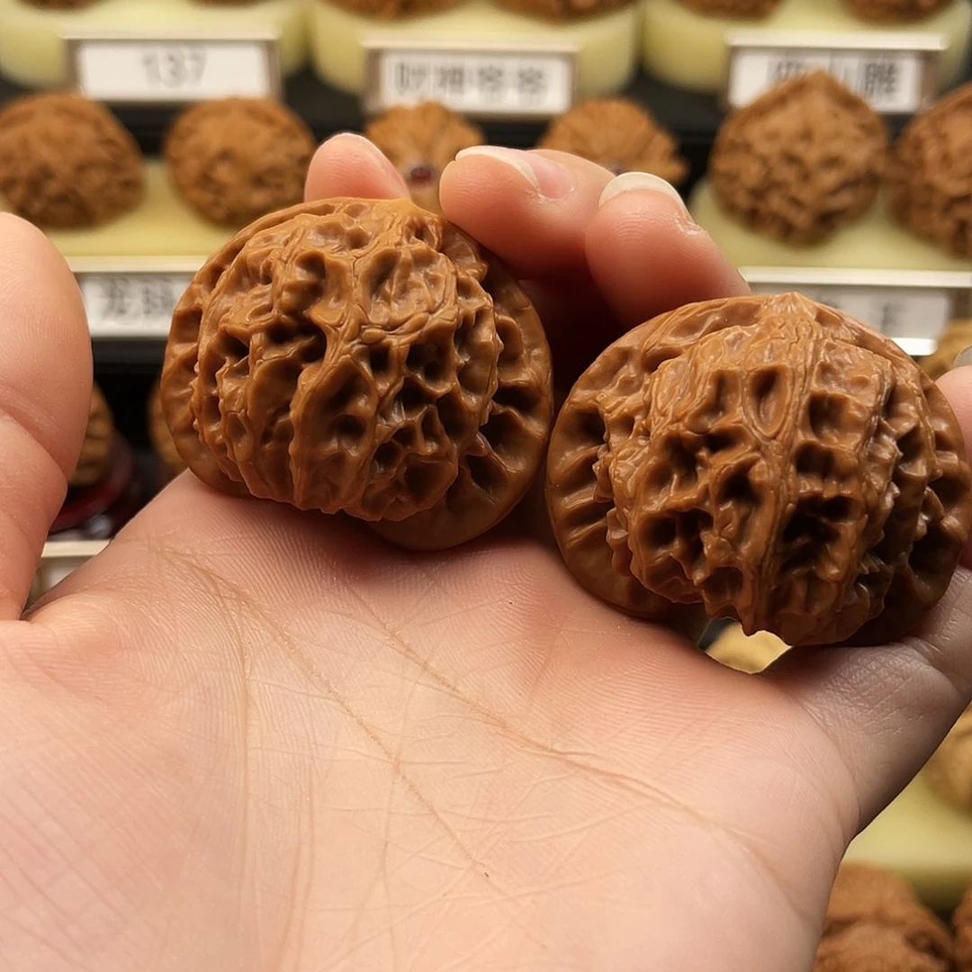 文玩核桃把件宫灯42尺210