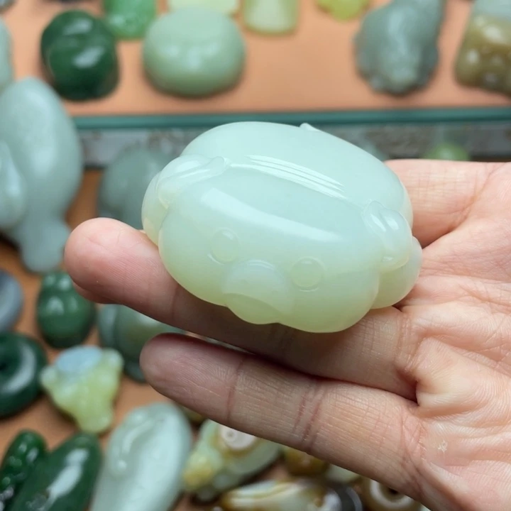 【闪购商品】颈饰未镶嵌和田玉和田玉猪猪