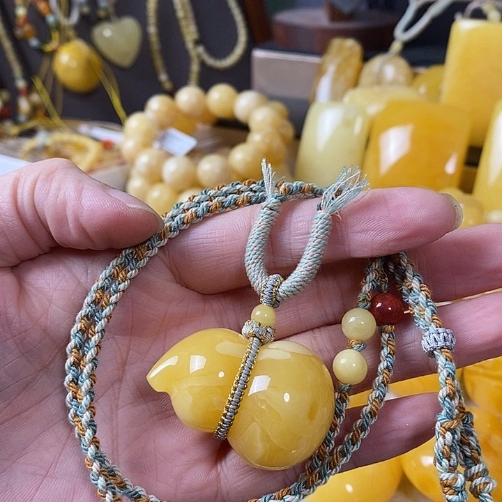 琥珀未镶嵌裸石葫芦