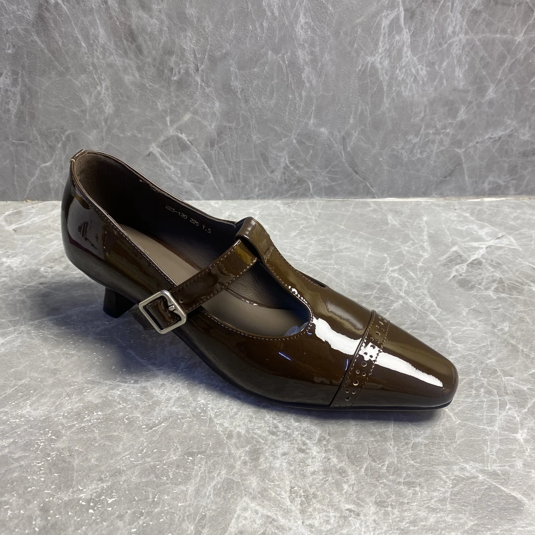 新款牛皮乐福玛丽珍223120棕色