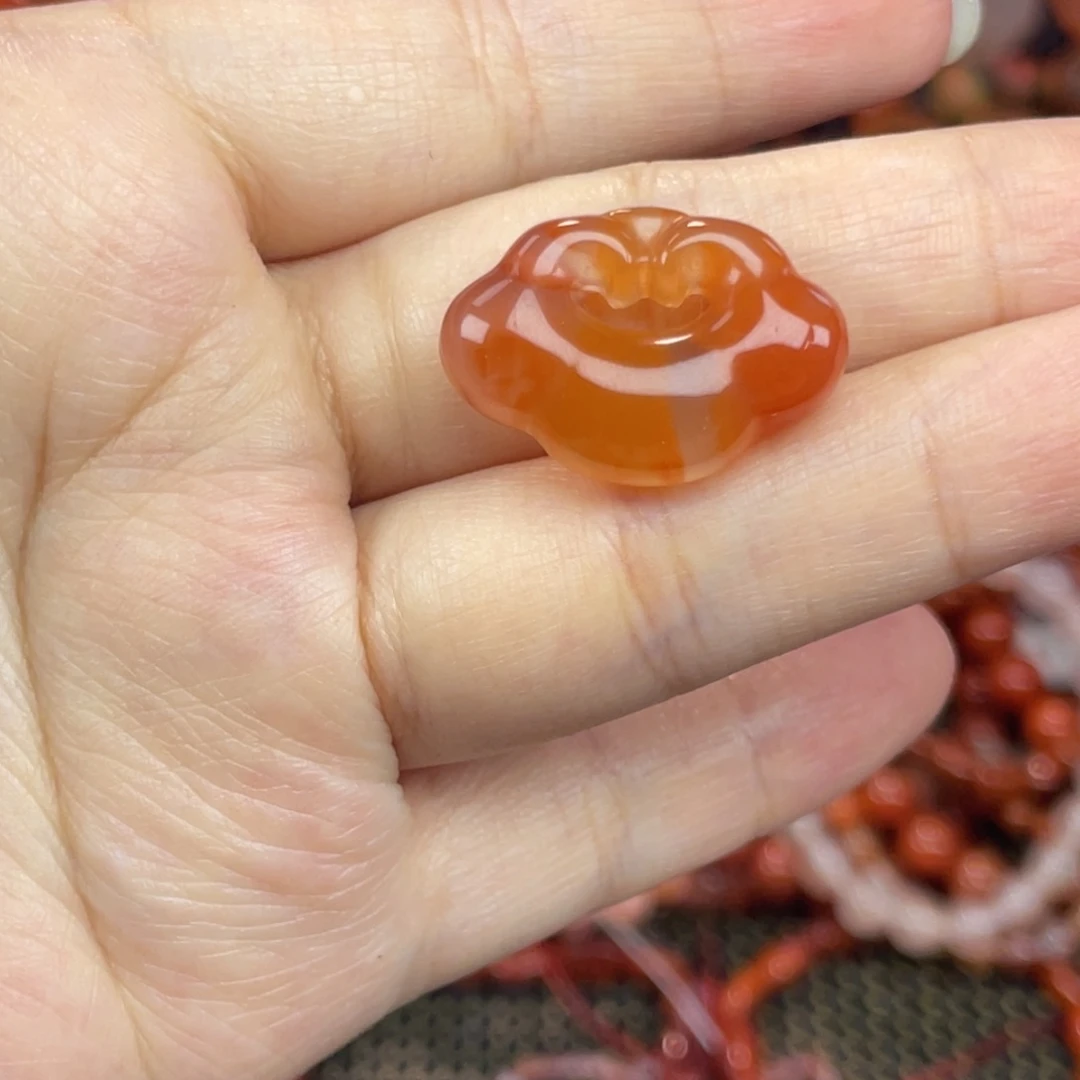 未镶嵌多圈南红玛瑙如意