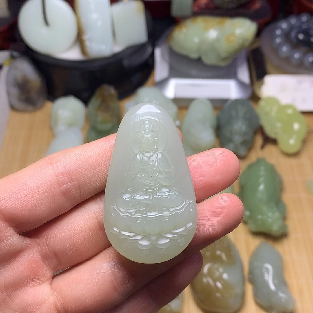 和田玉未镶嵌挂件