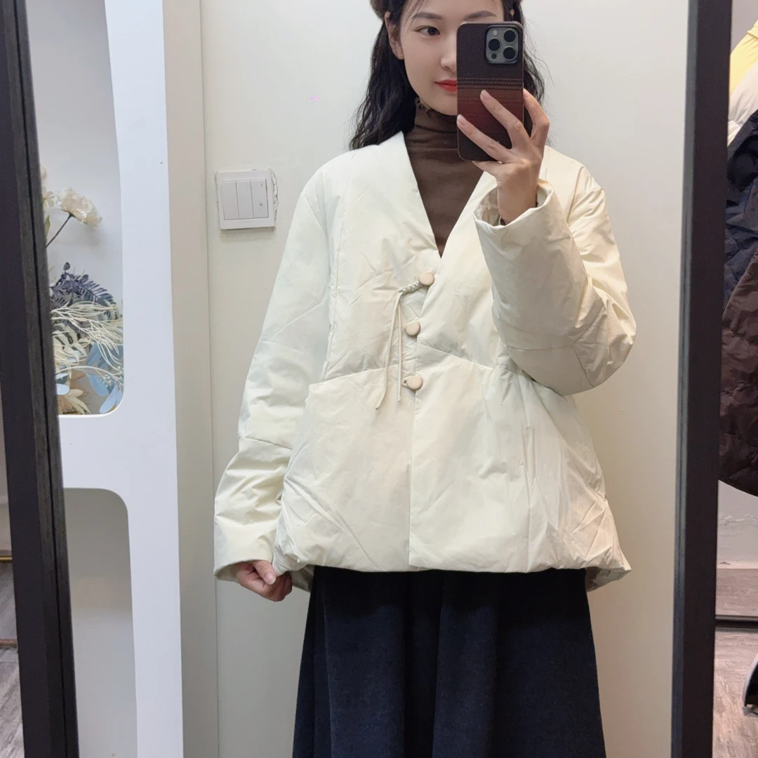 【赢利】冬季新款女士V领和服款轻薄女士羽绒服 5199