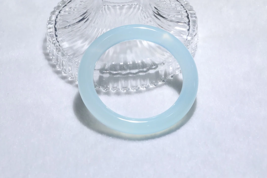 TYSZ218浅冰蓝手镯