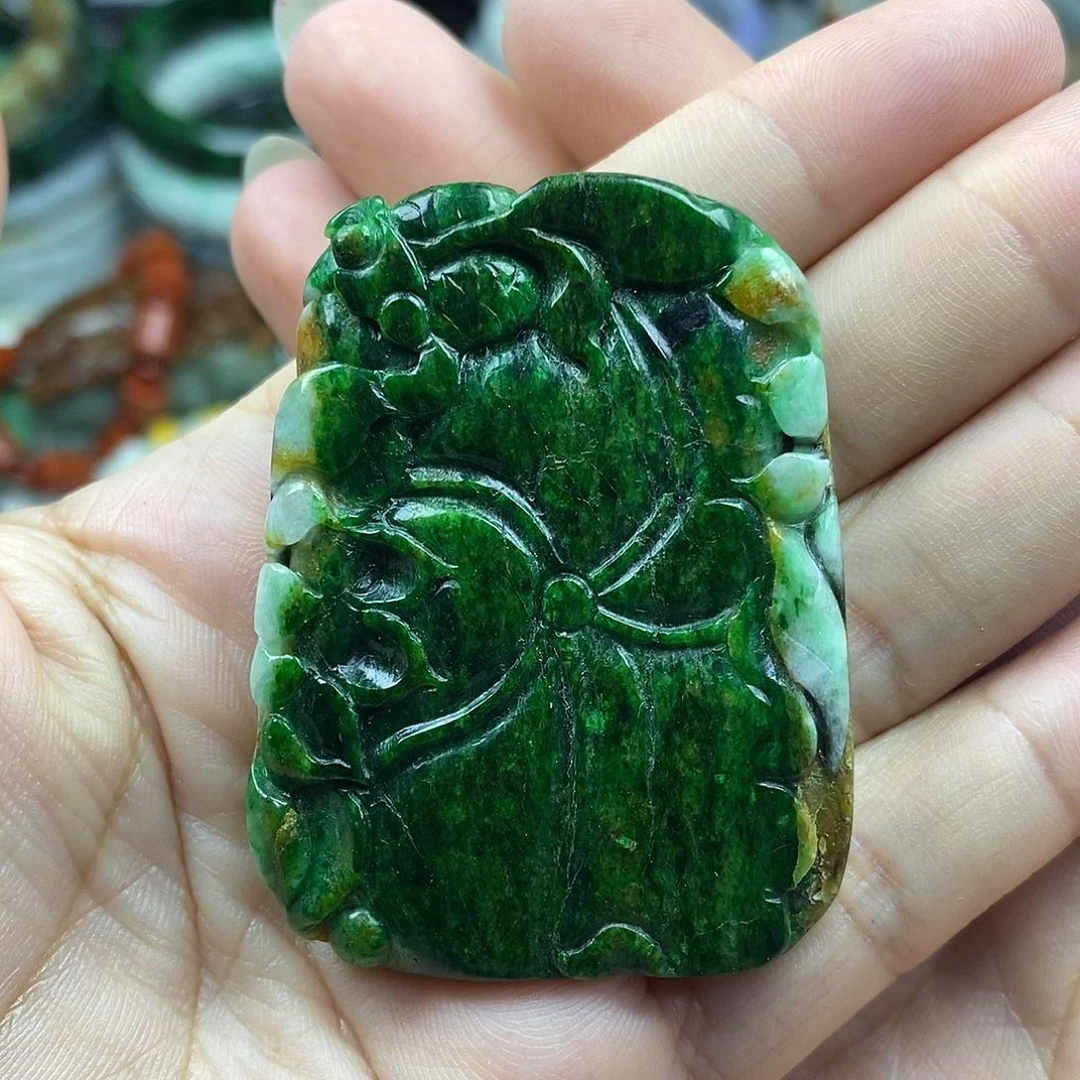 颈饰未镶嵌翡翠用****9牌子