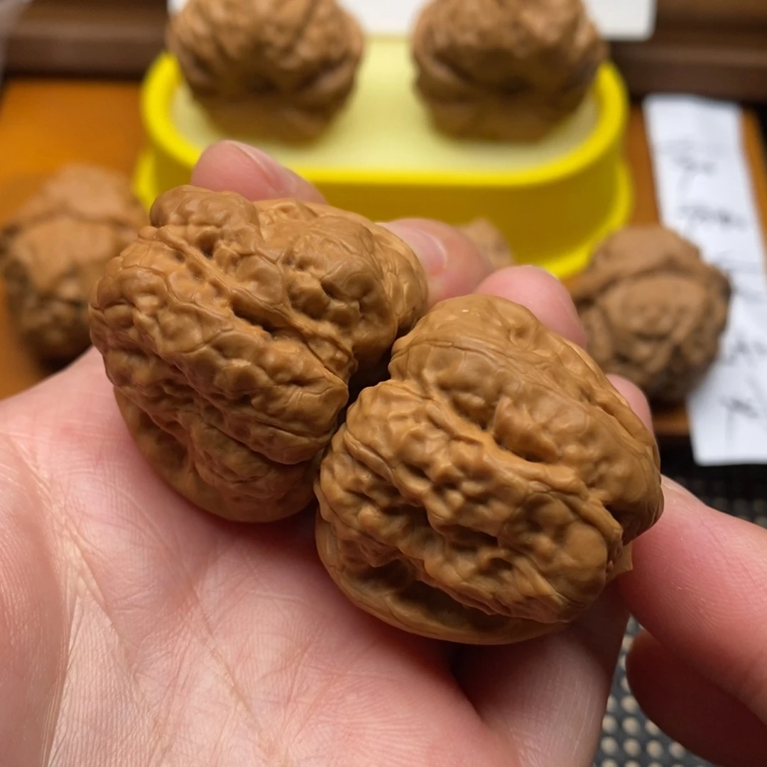文玩核桃吊坠边34左右