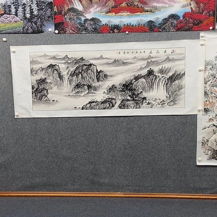 国画小六尺水墨山水一副