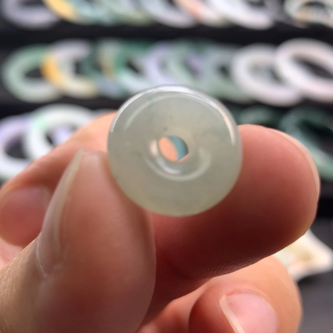 【闪购商品】未镶嵌定制翡翠抛光