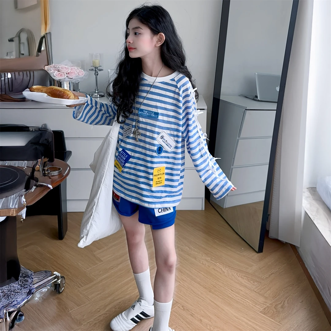 女童套装薄款防晒衫慵懒宽松贴标条纹长袖T恤短裤两件套2025夏新