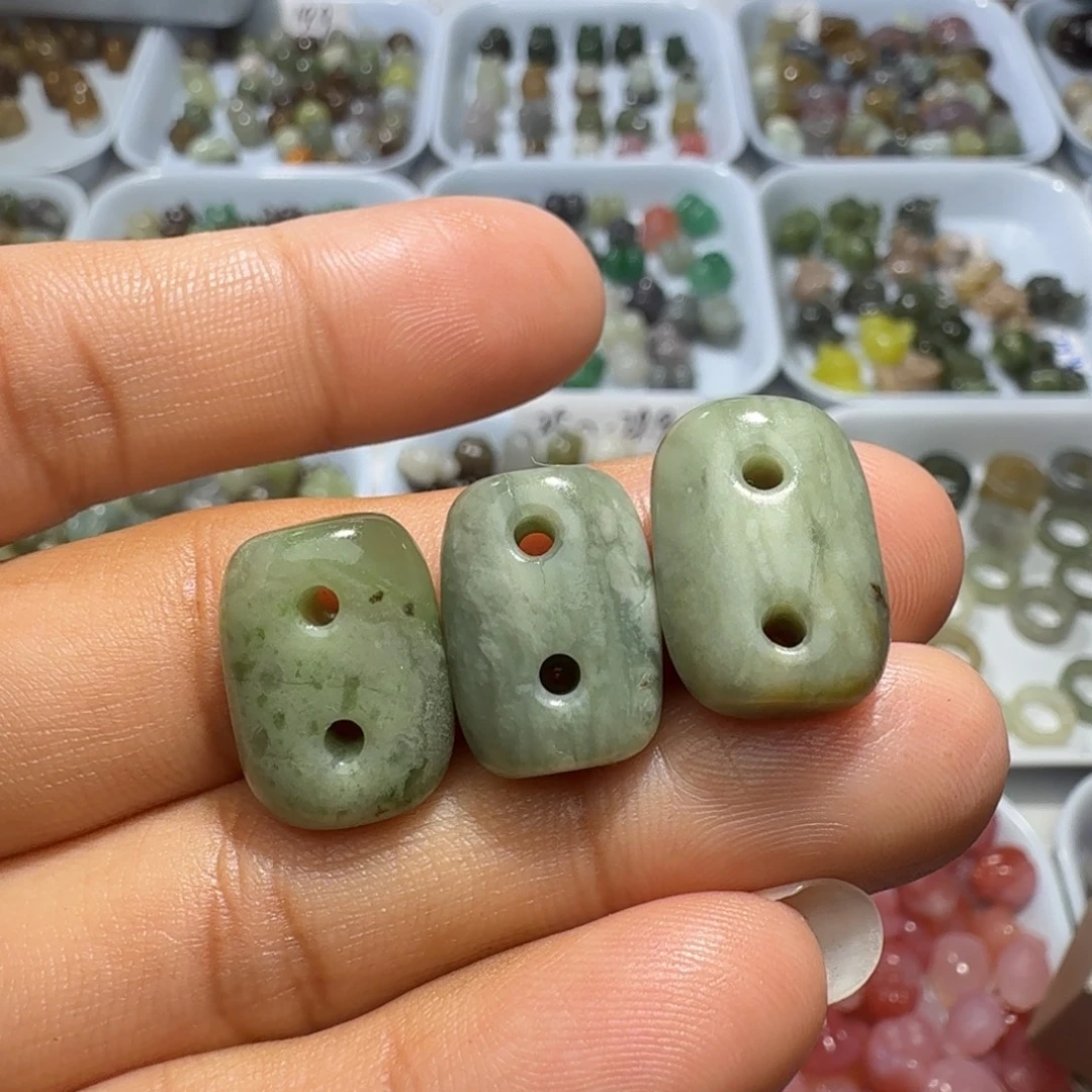 和田玉未镶嵌珠宝奇石