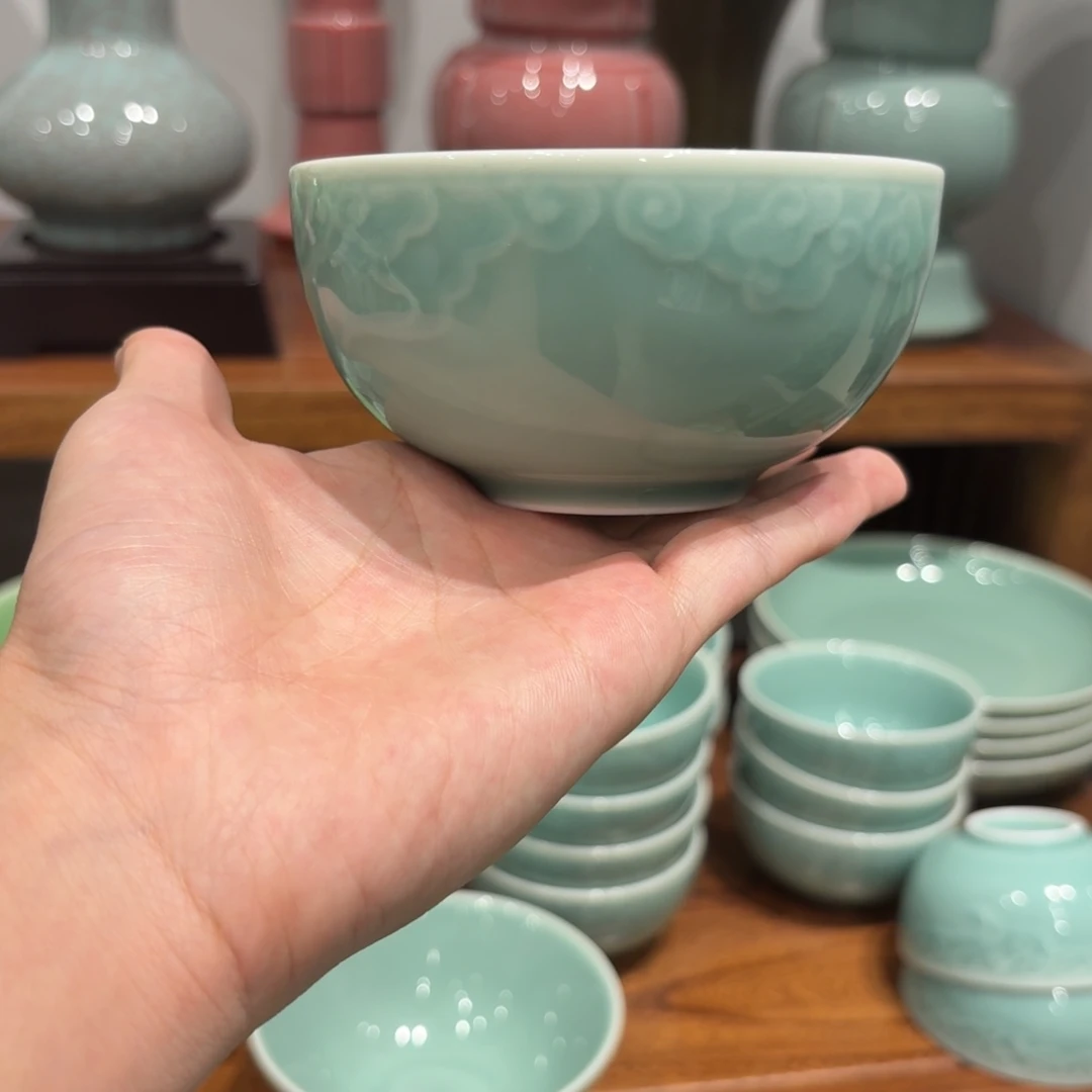 杨***一天青釉色祥云4.5寸