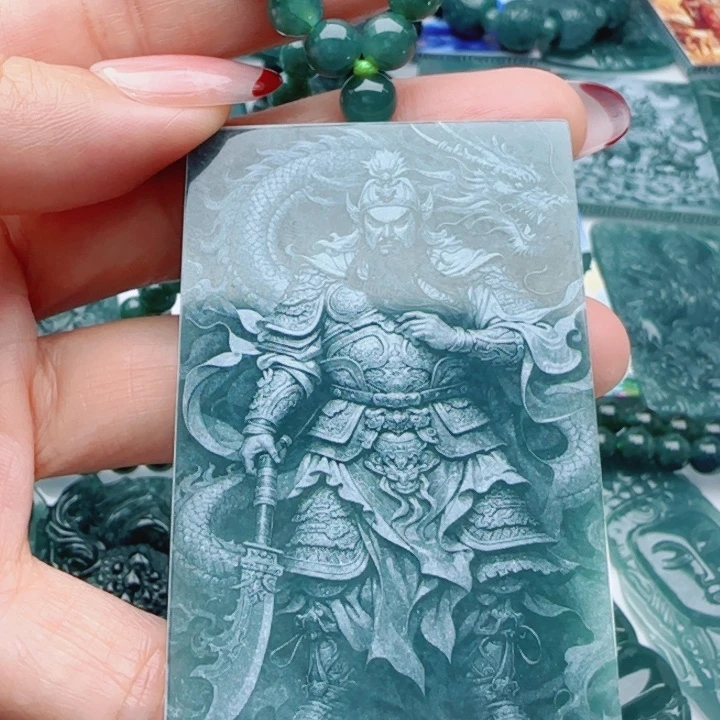 翡翠未镶嵌颈饰多样性发货天然A货翡翠