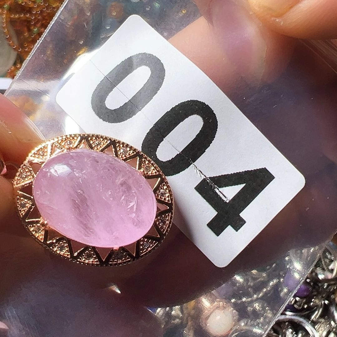 石英质玉颈饰未镶嵌