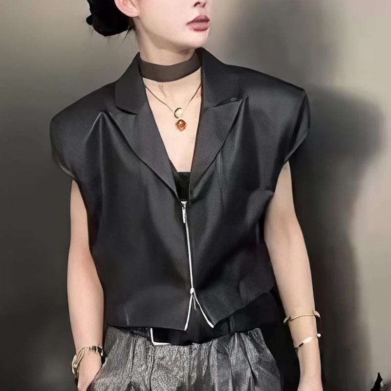 VOCKOO官方2025夏季新款翻领短款拉链西装外套女士高级感气质精致