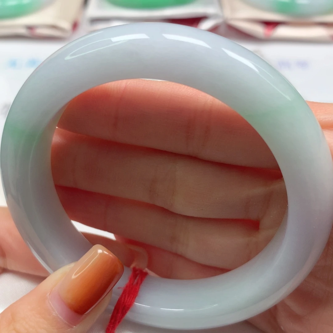 翡翠未镶嵌手镯天然翡翠A货