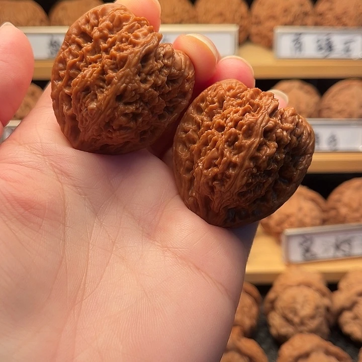 文玩核桃把件40三角疆