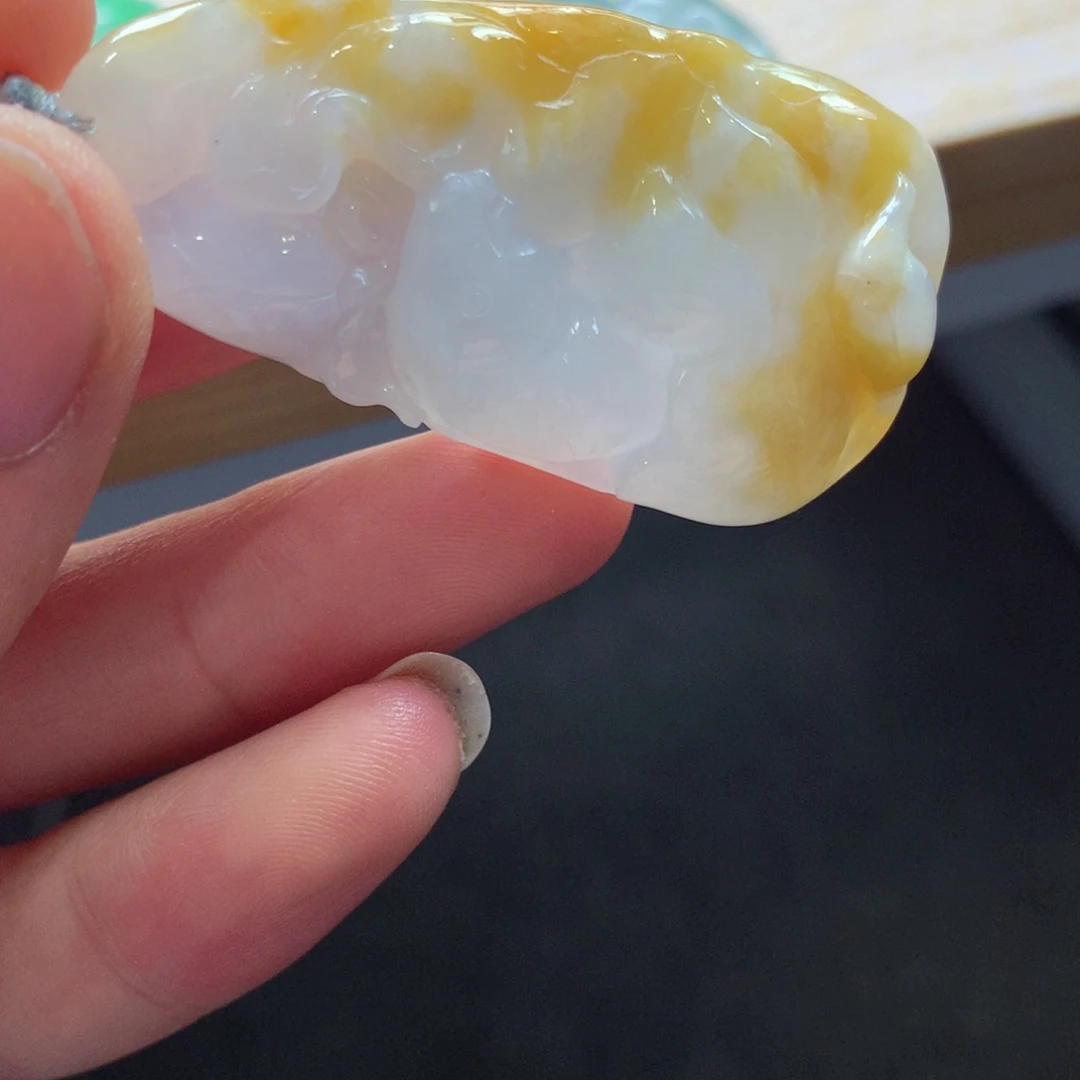颈饰未镶嵌翡翠吊坠