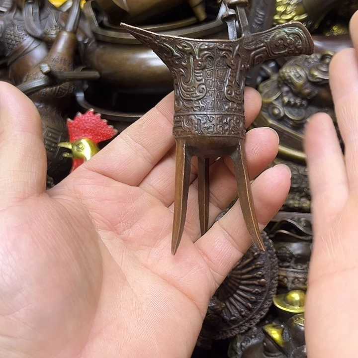 诚信经营精美铜器