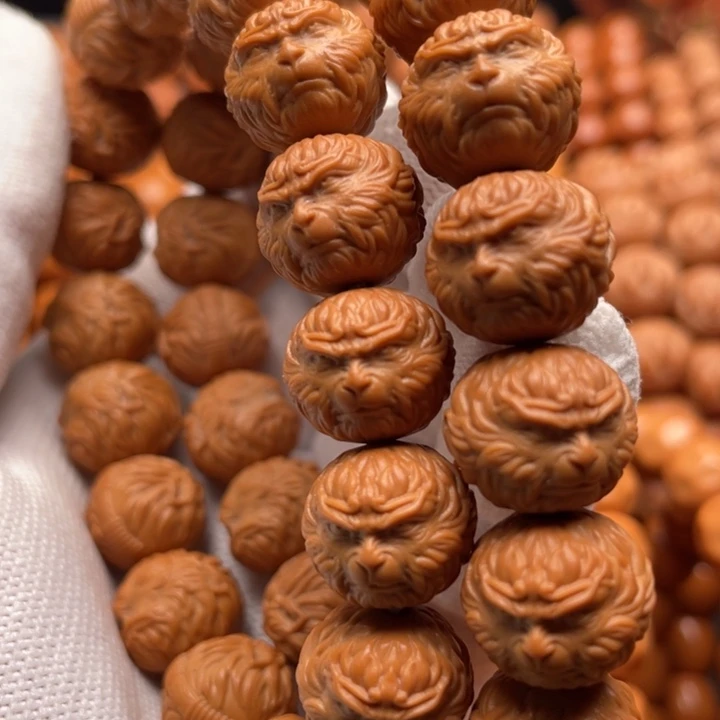 猴头核桃吊坠边*波斗战胜佛