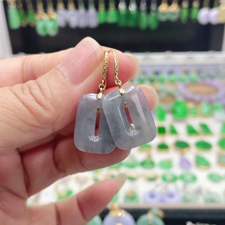 翡翠18K金镶嵌耳饰