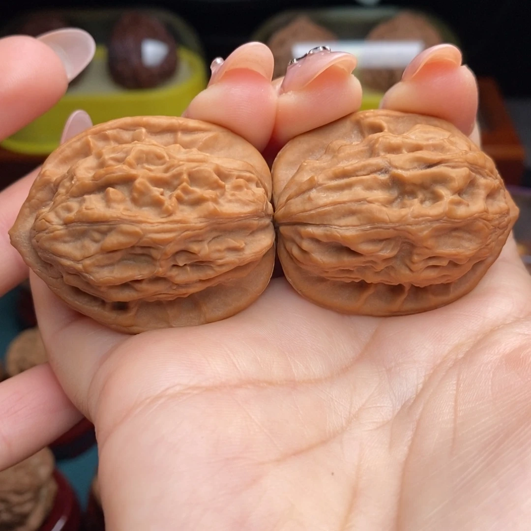 文玩核桃吊坠37大红袍福利