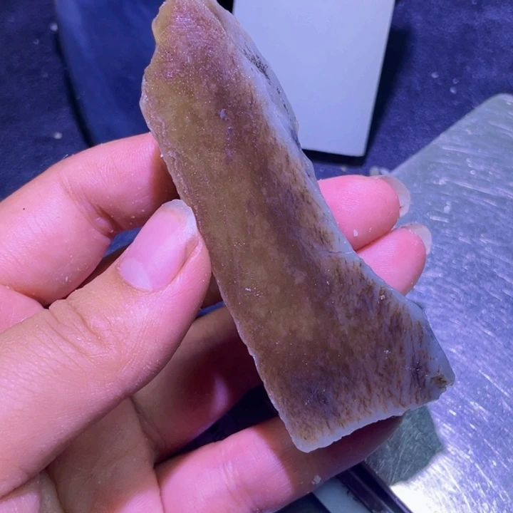 和田玉未镶嵌珠宝半成品