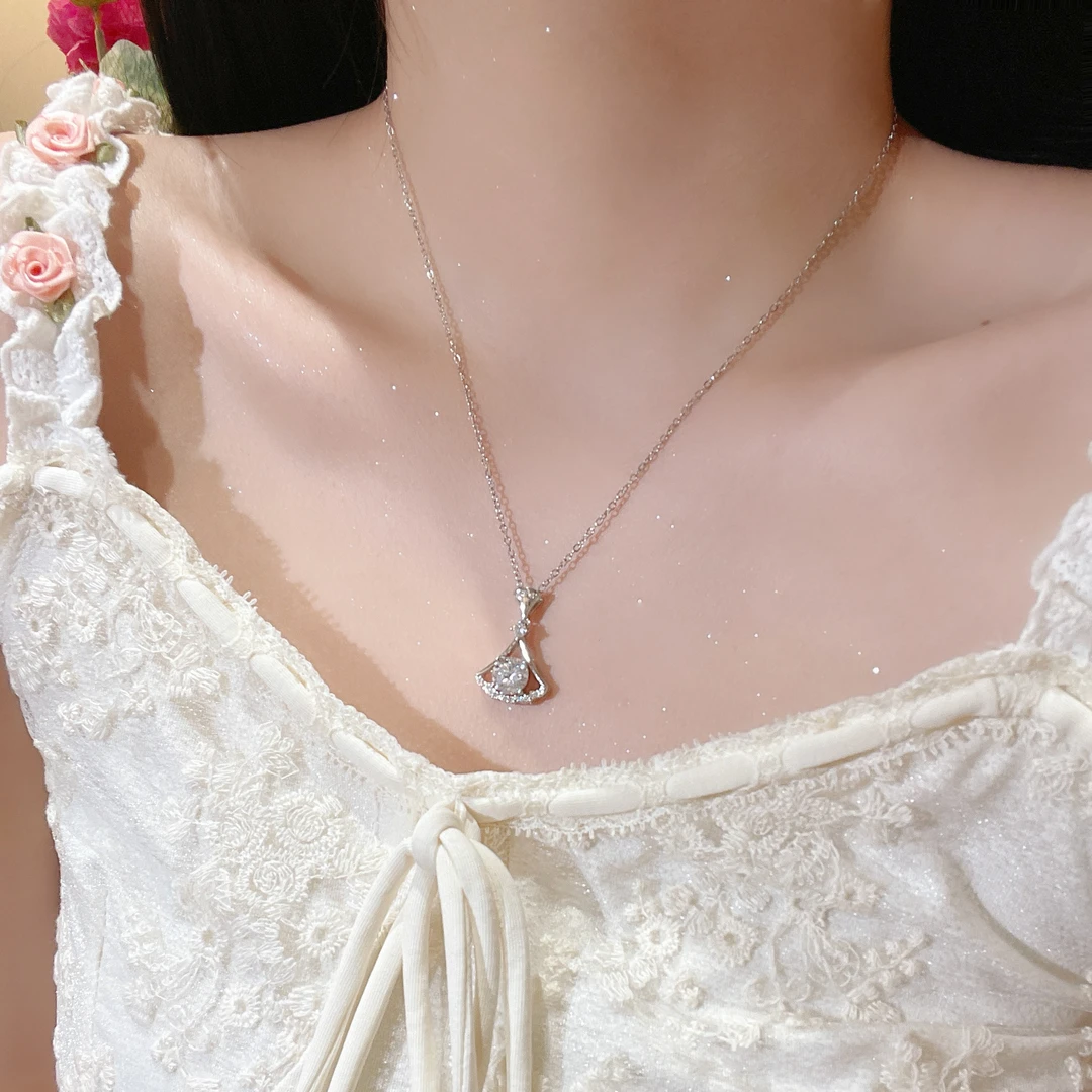 铜项链 璀璨花边扇形锆石超闪项链女轻奢气质感小众ins设计锁骨链