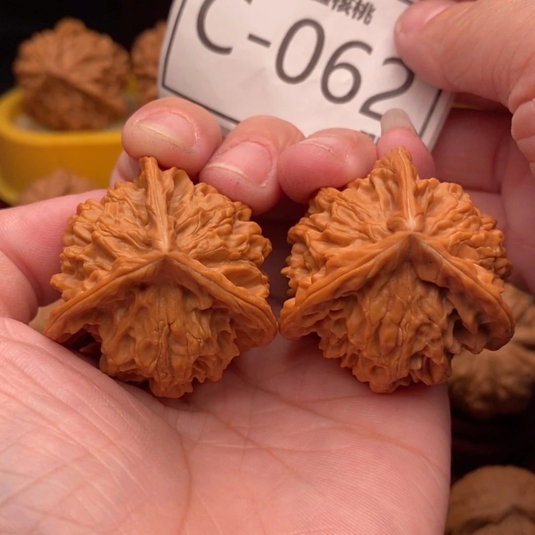 文玩核桃把件正奔39