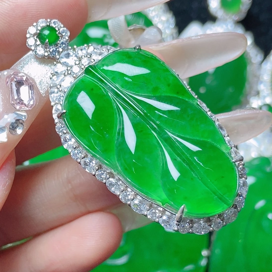 未镶嵌戒指翡翠