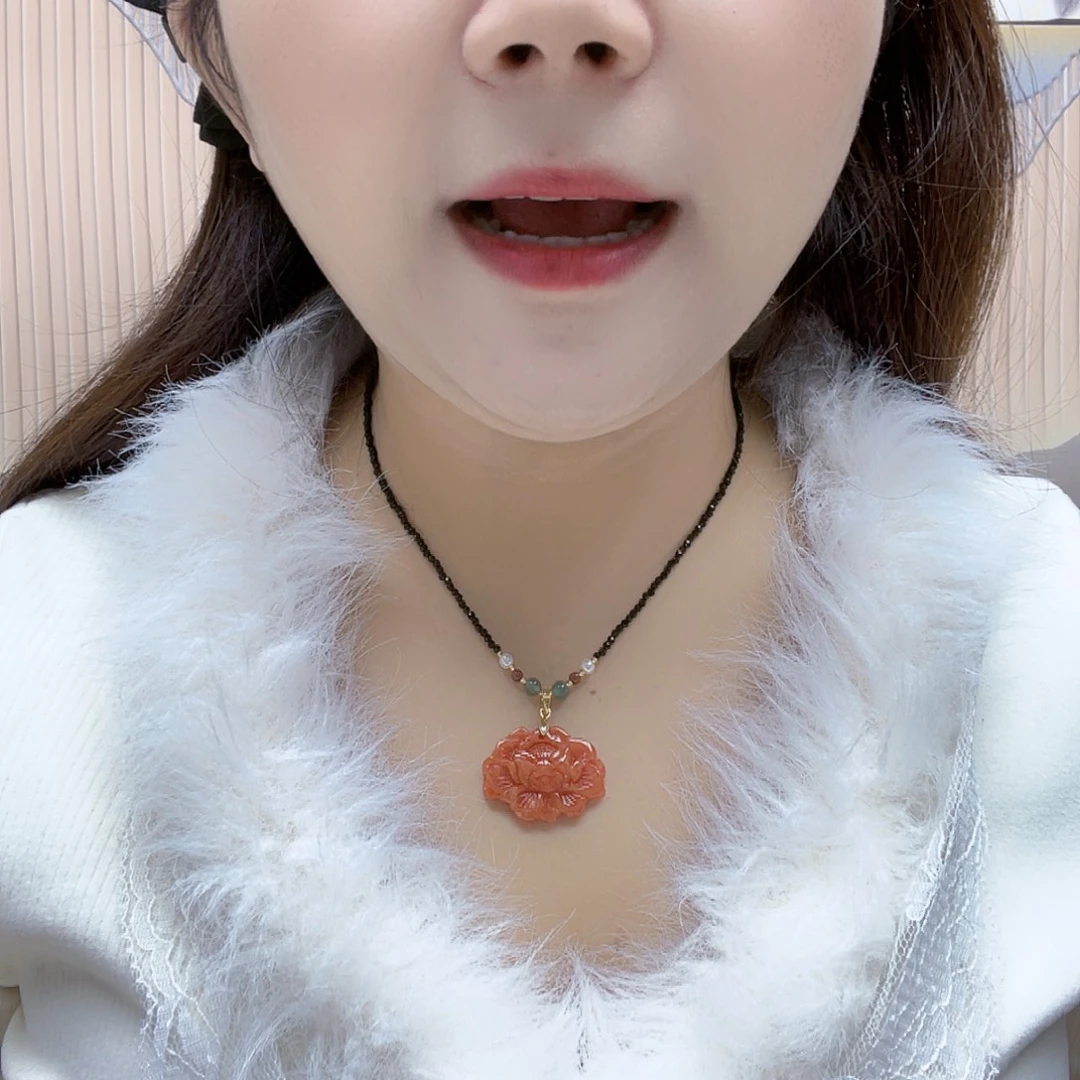 翡翠未镶嵌颈饰项链