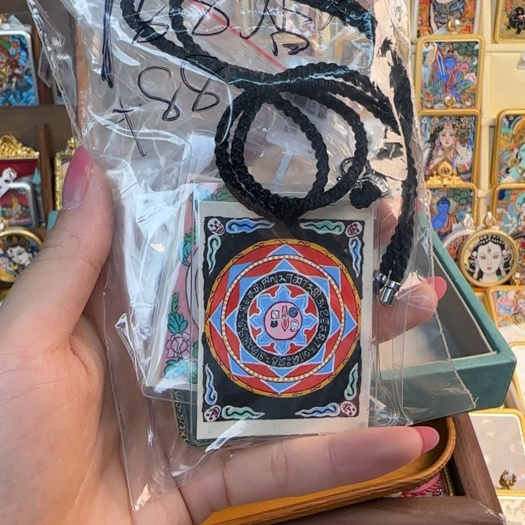 雅****吊坠古祥手绘唐卡了